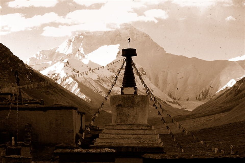 Rongbuk Monastery